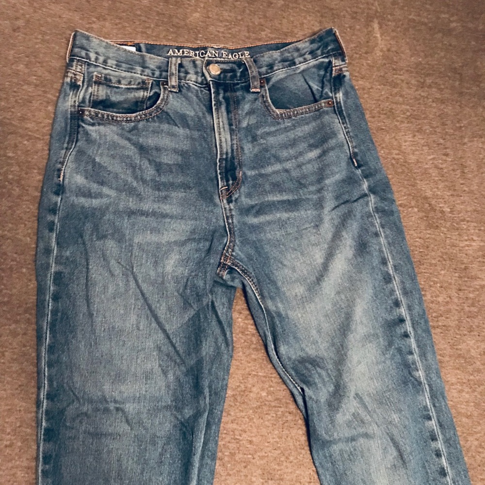 American Eagle Mom Jeans
